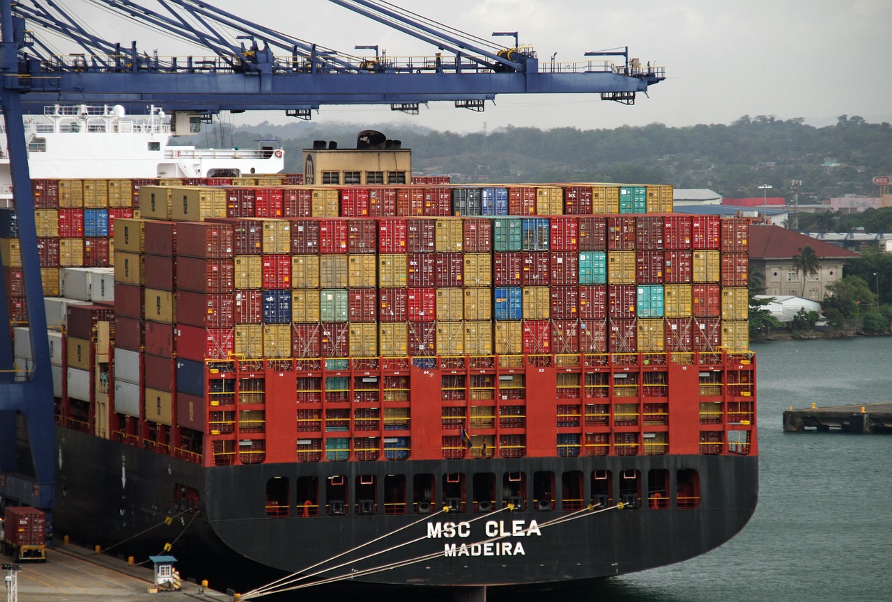 containers, cargo, export-4057157.jpg